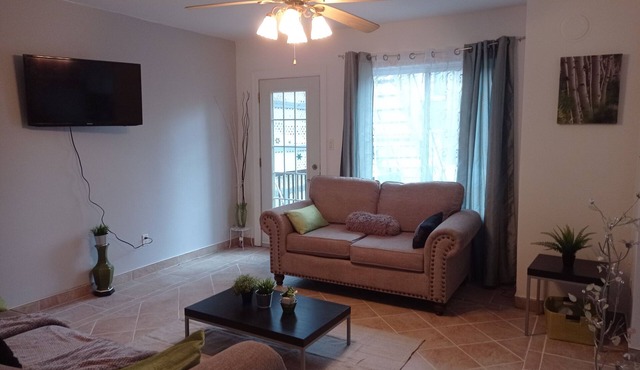 Huge 2-level house- NEGOTIABLE- 5-Comfortable-10 minutes from Jolicoeur metro station