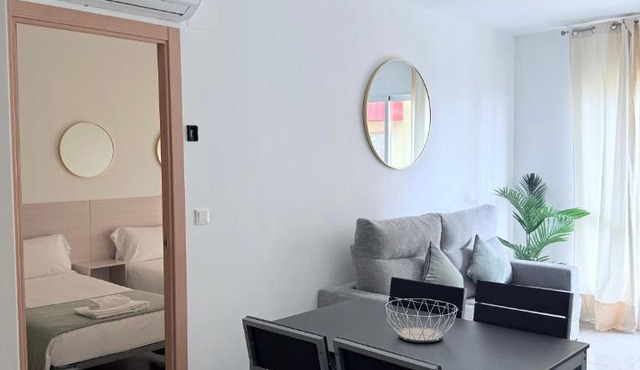 Iberflat Apartamentos Marina Suites