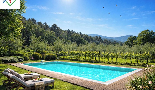 Il Palazzaccio | Nature, Pool & Relaxation in Lucca