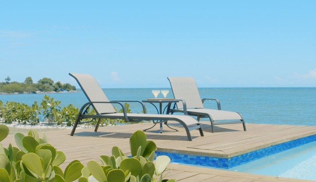 Incredible 2-bedroom Beach Cabin with Pool in peaceful Santa Isabel