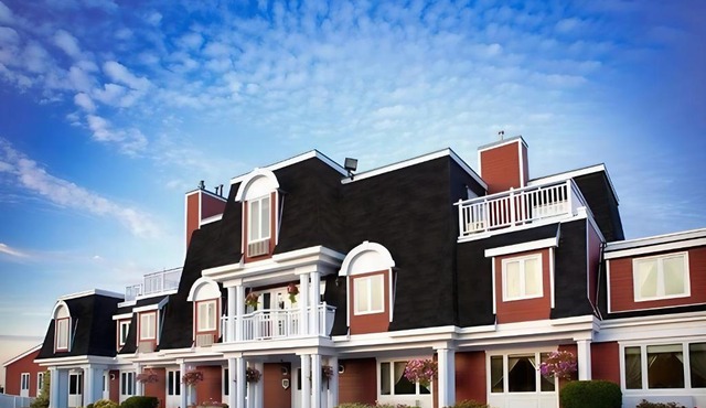 Inn on the Lake