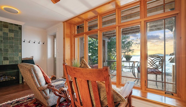 Lakefront Retreat with Sauna, Fireplace & Parking