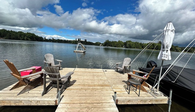 Lakeside Bliss Tait Lake – Cozy 3 Bed Cottage with Hot Tub & Private Waterfront!