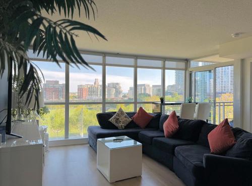 LakeView 2Bdrms 2Baths with 3 real beds and parking