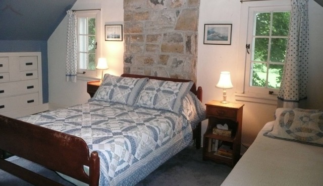Large, Private Heritage Summer Home on Lake Mississippi