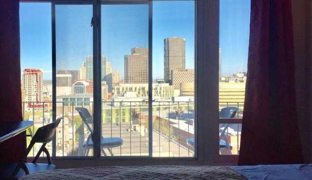 LE MILTON ( Furnished Studio Dwntn ( prkg, balcony, wifi )