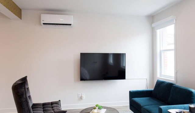 Live Like a Local in this Superb Loft by Den Stays