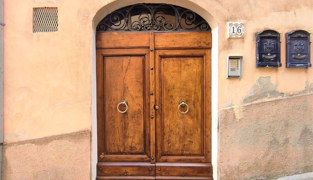 Lovely apartment for 6 people with WIFI, TV, balcony and pets allowed