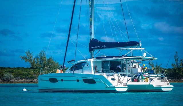 Luxury Catamaran, Exuma, Emerald Bay Marina/Sandals resort, + opt sailing trips!