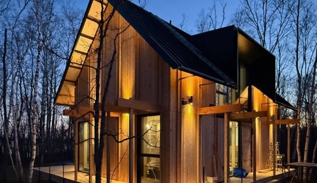 Luxury Lake Front Cottage