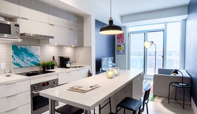 Luxury Penthouse in Downtown Markham