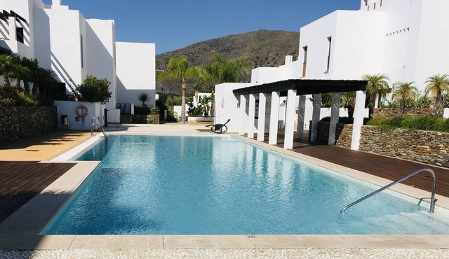 Luxury Villa, Sleep 8 each, Exclusive Possibility of Private Chef