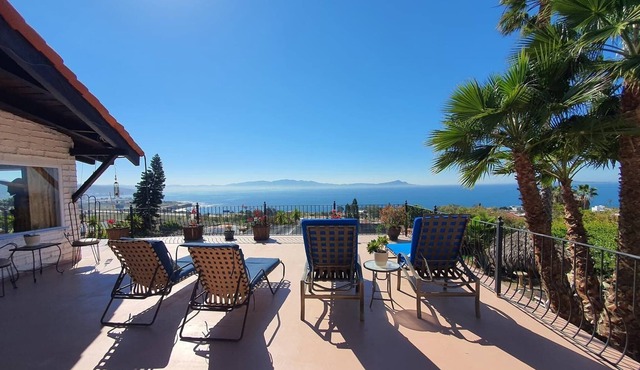 Magnificent Hacienda with incredible ocean views Casa Serenidad