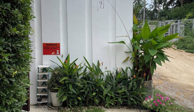 Marvelous 2-bedroom villa with AC in Surat Thani