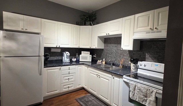 Mjd Place & Executive Suites