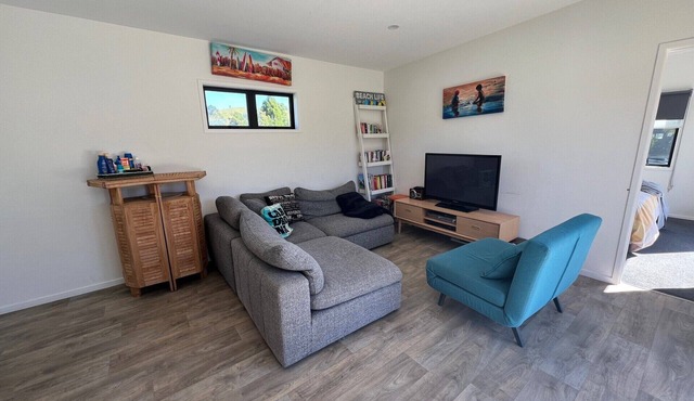 Modern beach house, short walk from the beach.