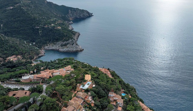 Nice apartment for 4 guests with A/C, pool, WIFI, TV, terrace, pets allowed and panoramic view