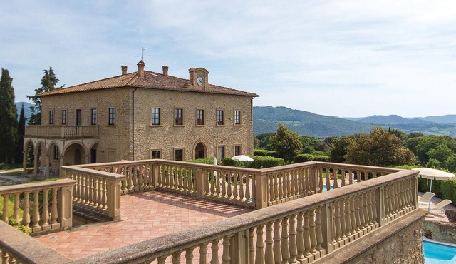 Nice apartment in Pomarance PI with WiFi