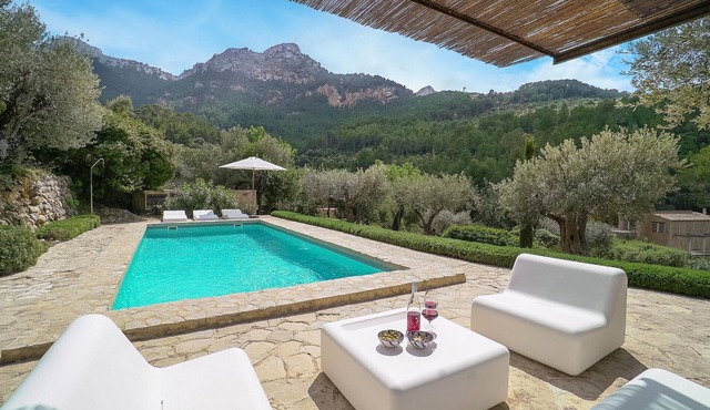 Nice home in Estellencs with WiFi