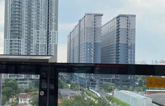 Oasis Regent