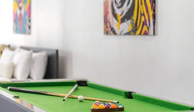 Old Port Loft Gem | Stylish Old Montreal Stay