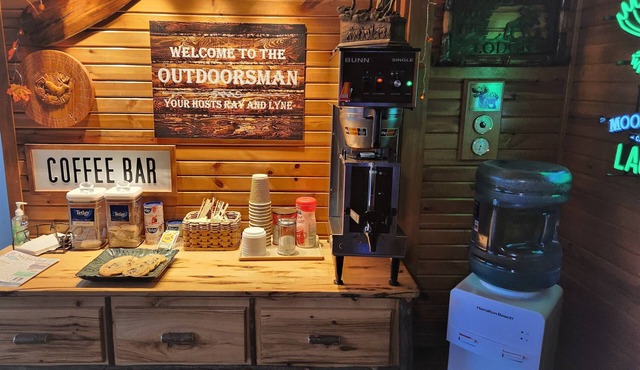 Outdoorsman Motel