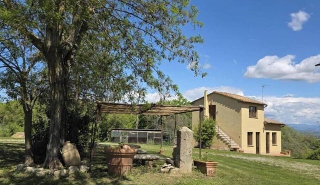 Panoramic country Villa 6/7 people in Tuscany, bbq, wood-fired oven, heating