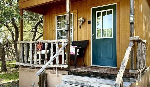 Peaceful Wildlife Ranch Cabin with Pool Access near Kerrville in Mountain Home, Texas
