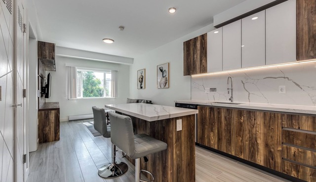 Pet Friendly Furnished One Bedroom @ 1168 Pendrell