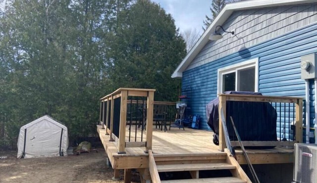 Pet friendly vacation home in Southampton - 4 bed - 2 bath - Shell Cottage