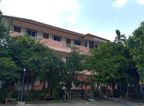 Phumchan Place Hotel