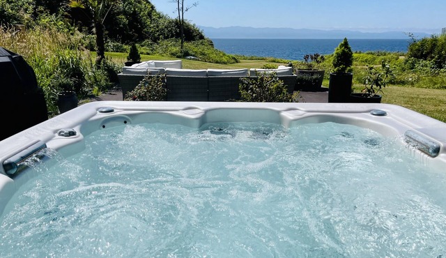 Points West Oceanfront Resort 2 Bed Suite