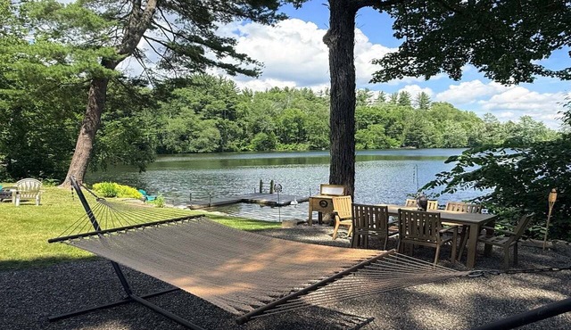 Pristine Prospect lake, paddle boards, swim dock+!