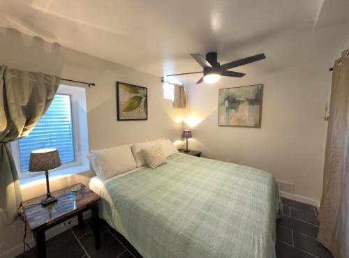 Private Garden Apartment Across from Como Lake - Rowan