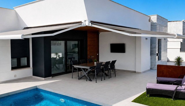 Private villa with pool