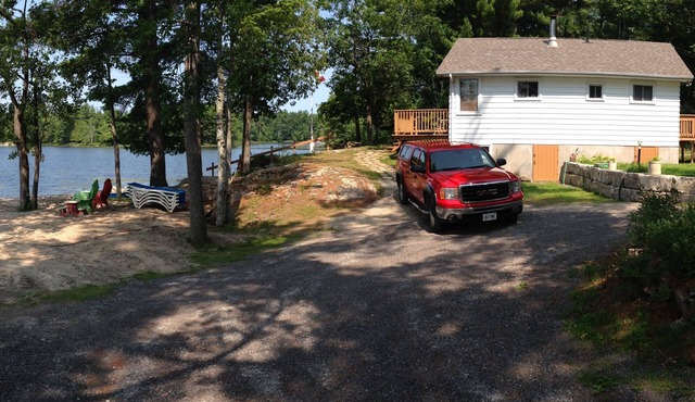 Quiet 3 Bedroom Cottage On Stoney Lake, Ontario