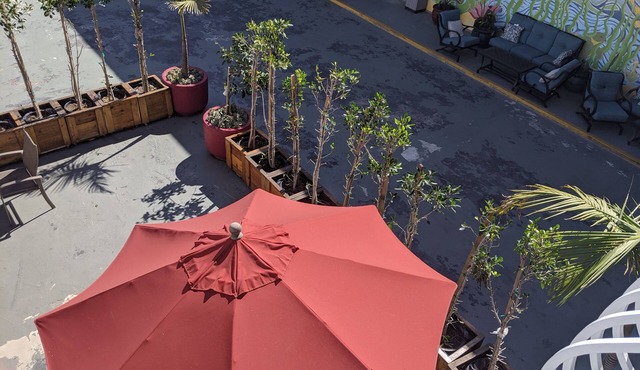 Ramada Limited - Redondo Beach - Walk to the beach