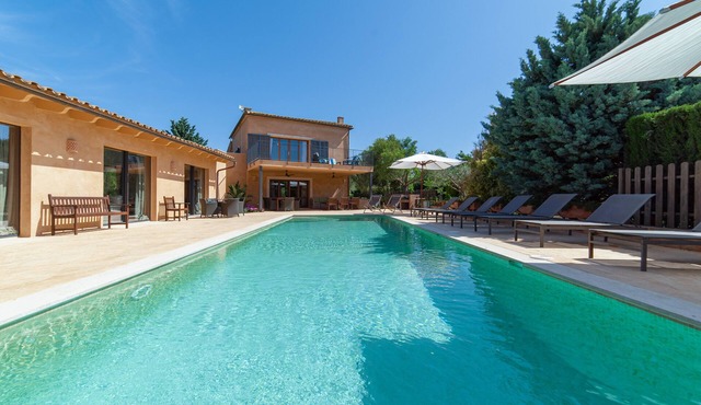 Renovated country house 10 minutes from Es Trenc