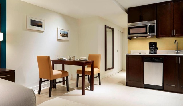 Residence Inn by Marriott Montréal Downtown