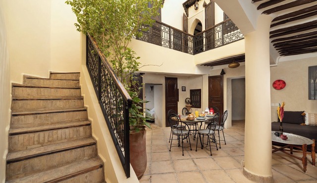 Riad elkhamsa maison Privé avec petite déjeuner inclus