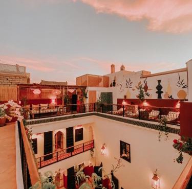 Riad Nanou - Private Riad with Pool & Rooftop