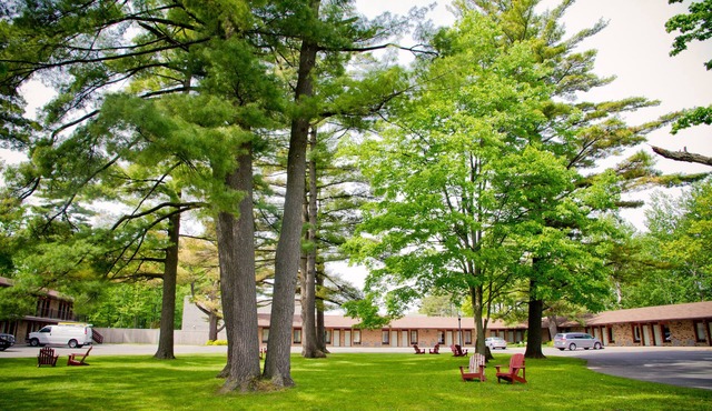 Rideau Heights Inn