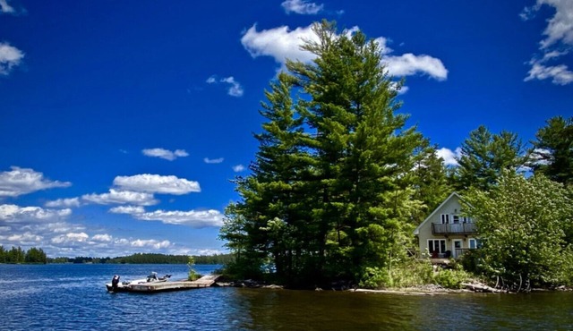 Rockpoint Haven @ Paradise Cove - Lake Nipissing