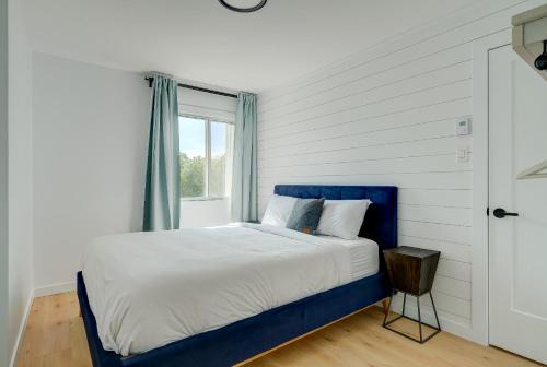 room with private bathroom