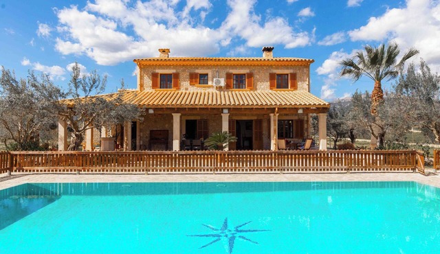 Ses Forques. Spectacular finca with pool on the outskirts of Campanet, Mallorca