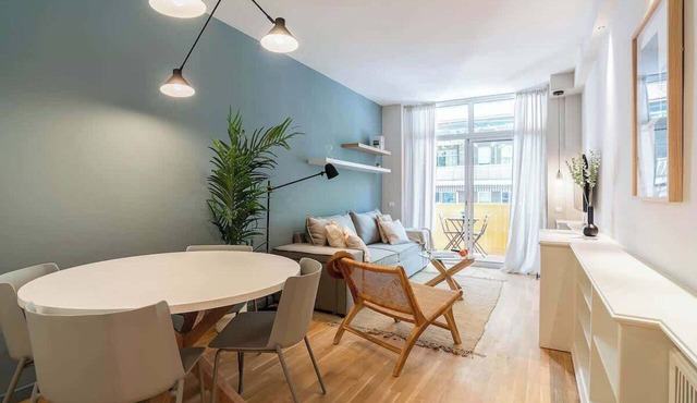 Stunning 3-Bedroom near City Center & Beach