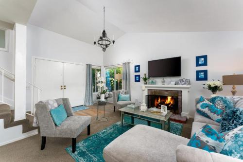 STUNNING HOME WITH SPA, FRONT AND BACK YARD, HUGE DECK, OUTSTANDING LOCATION