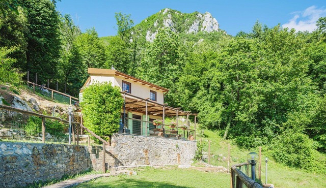 Stunning private villa for 4 people with WIFI, TV, terrace and pets allowed