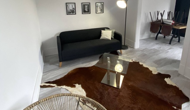 Superb 3 bedroom condo just 13 min from downtown