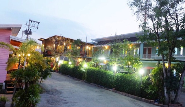 Suphan Wanwarn Resort